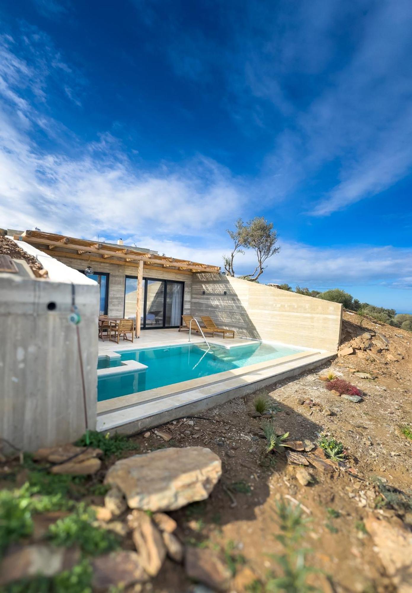 Sea View With Private Swimming Pool Villa *